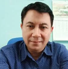 Dr. Bambang Hartono, M.M.